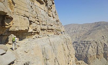 KAYAKING & TREKKING IN THE FJORDS OF ARABIA